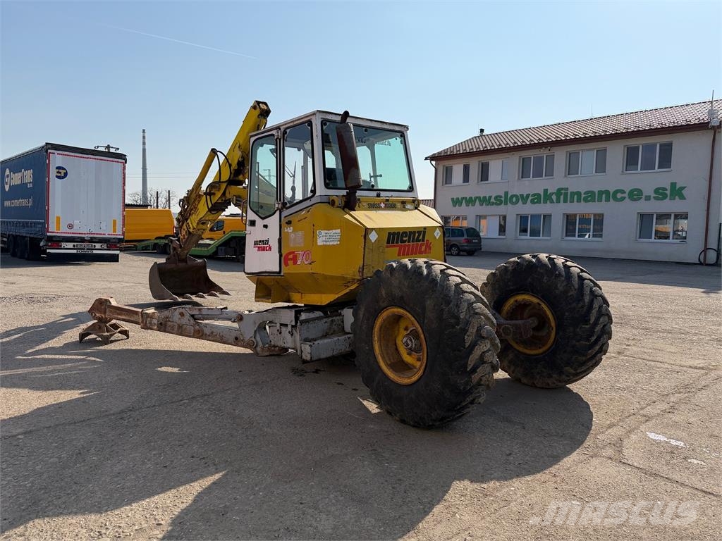 Menzi Iný model VIN 448 Pale frontali e scavatori