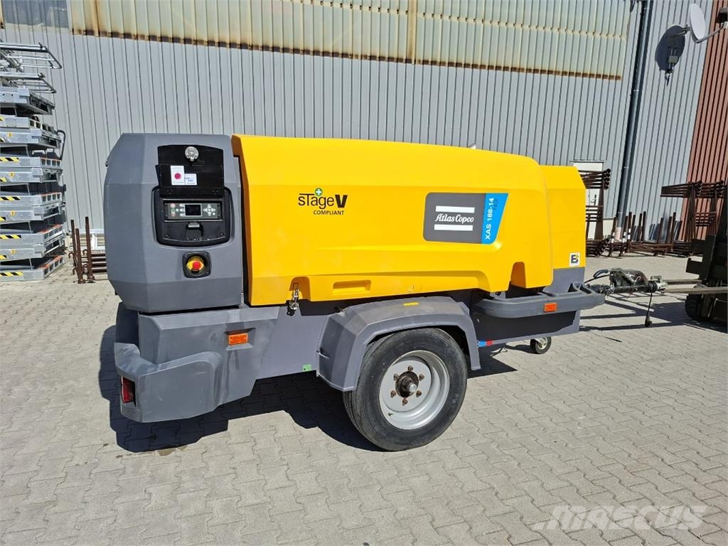 Atlas Copco AC Kompressor XAS188-14 m. Fahrw. Muut maatalouskoneet