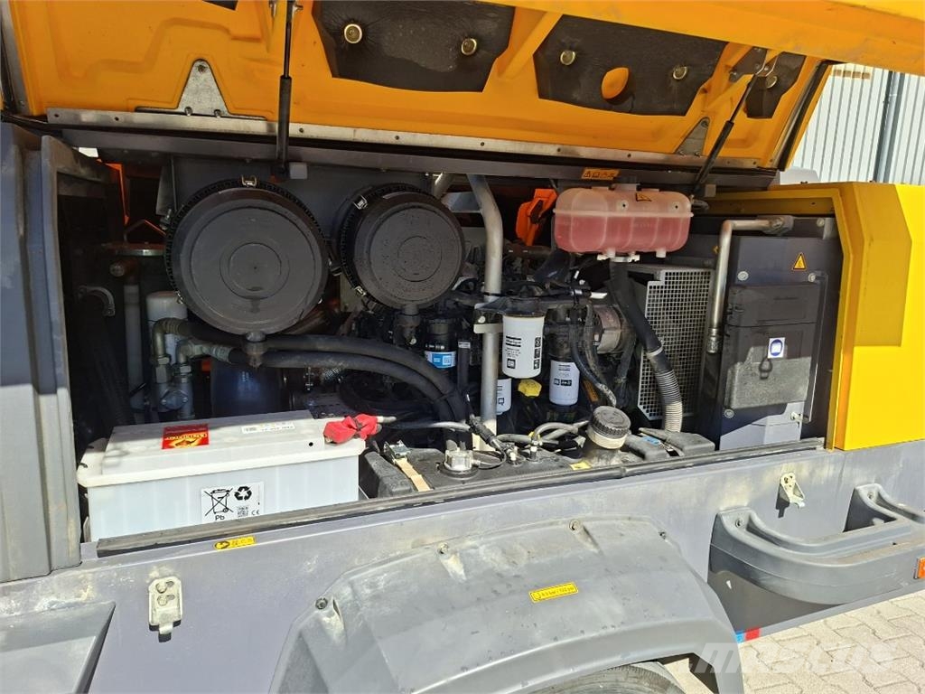 Atlas Copco AC Kompressor XAS188-14 m. Fahrw. Muut maatalouskoneet