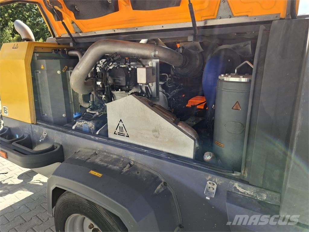Atlas Copco AC Kompressor XAS188-14 m. Fahrw. Muut maatalouskoneet