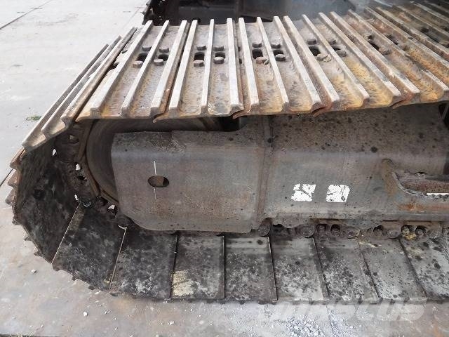 Komatsu PC200-8E0 Midigraafmachines 7t - 12t