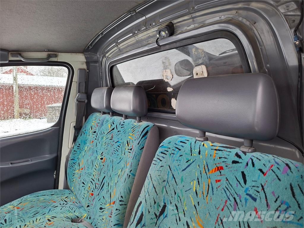 Toyota Hiace Lieferwagen