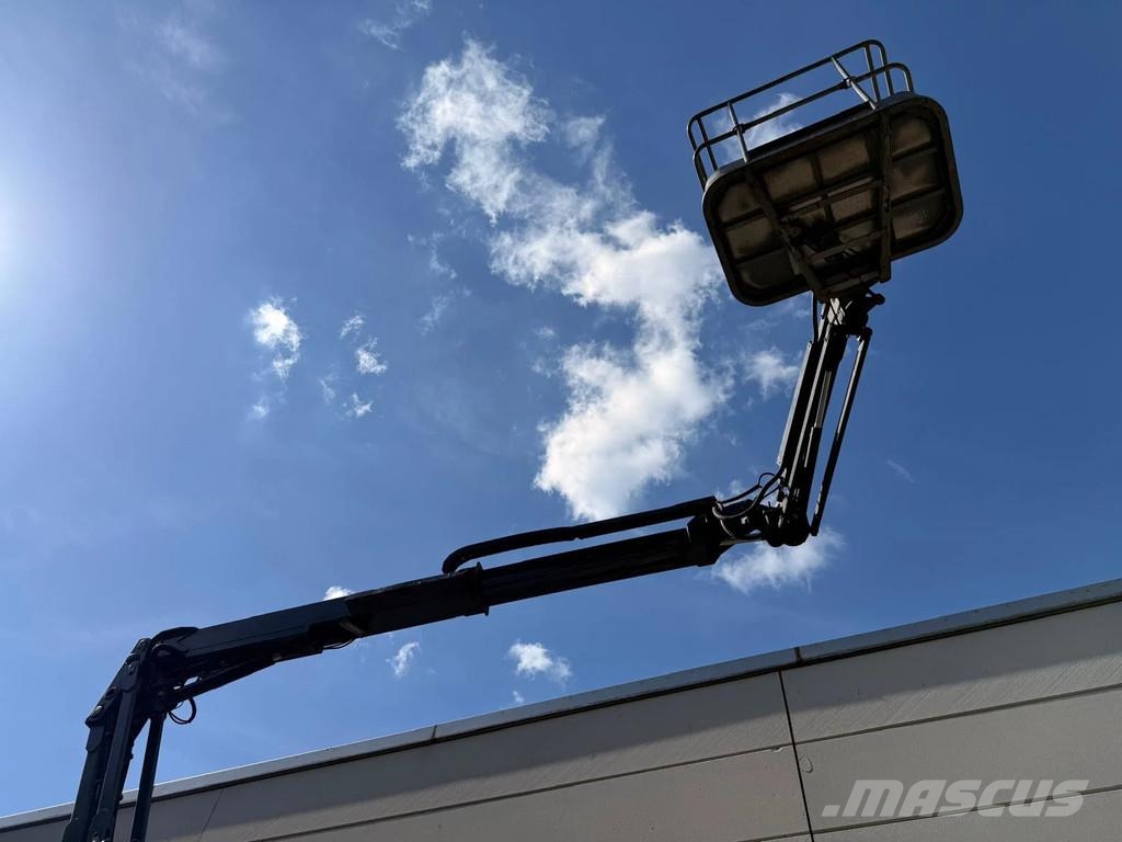 Manitou 120 AETJ 120 AETJ رافعات سلة مفصلية