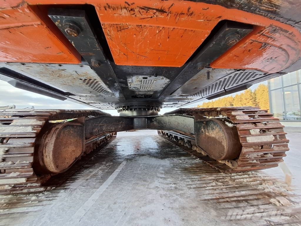 Hitachi ZX 300 LC-6 / Pyörittäjä, Rasvari, Kauha Bageri guseničari