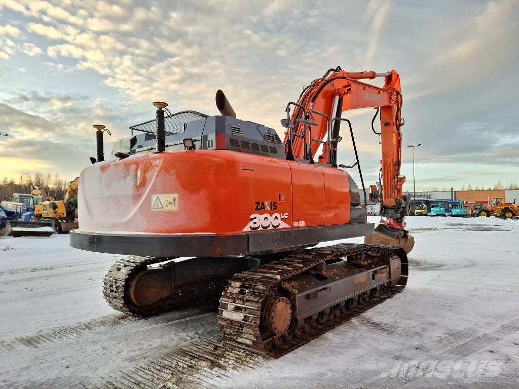 Hitachi ZX 300 LC-6 / Pyörittäjä, Rasvari, Kauha Bageri guseničari