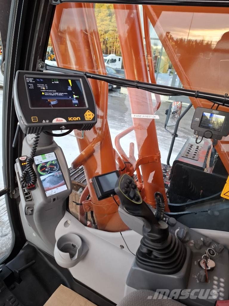 Hitachi ZX 300 LC-6 / Pyörittäjä, Rasvari, Kauha Bageri guseničari