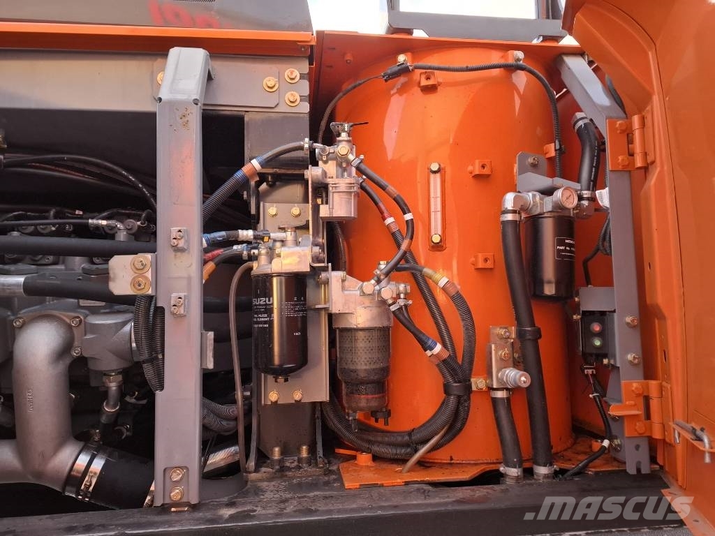 Hitachi ZX 300 LC-6 / Pyörittäjä, Rasvari, Kauha Bageri guseničari