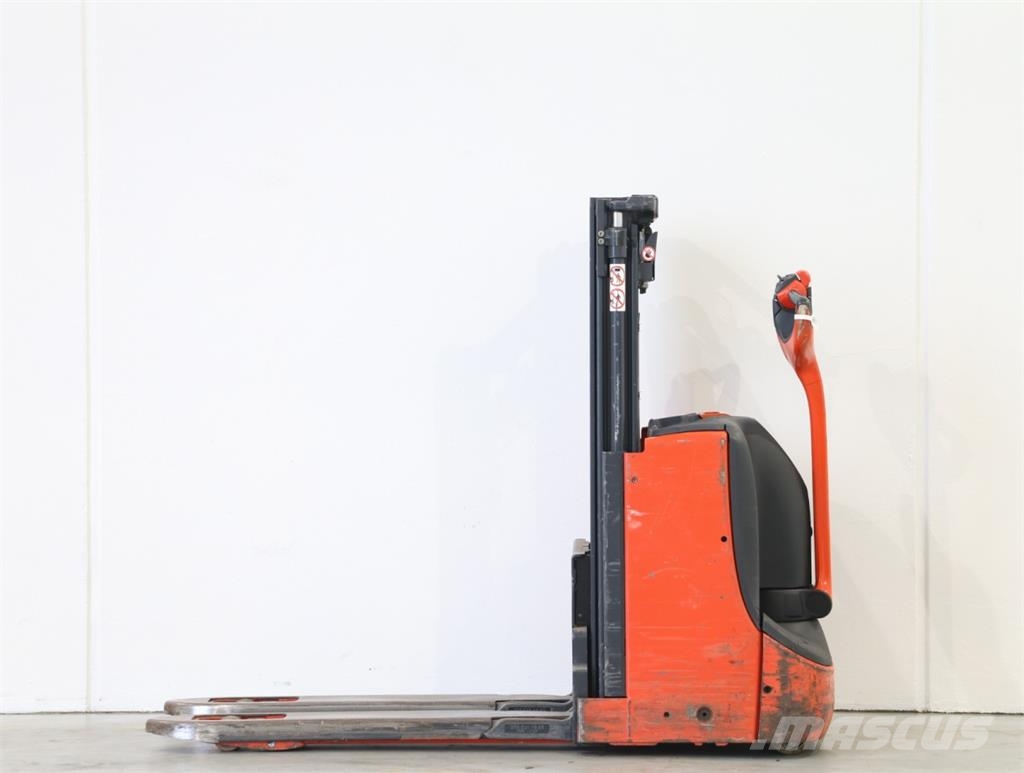 Linde D08/1160-01 معدات التكديس الجوالة