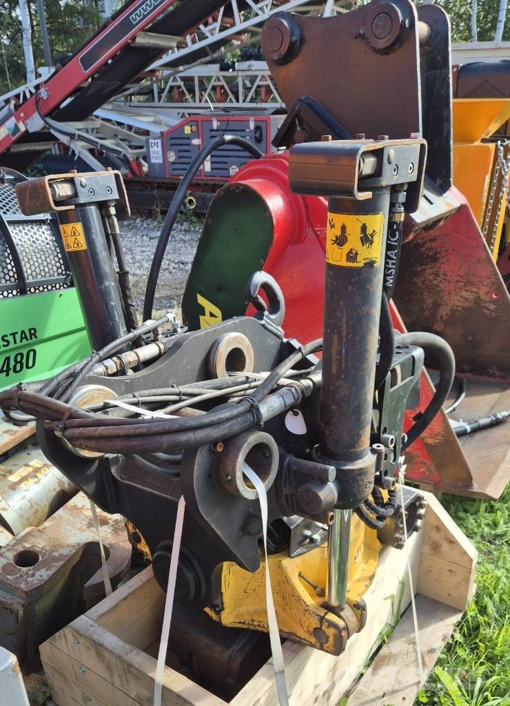 Engcon SZYBKOZŁĄCZE HYDRAULICZNE, ROTOTILT, CATERPILLAR Szybkozłącza