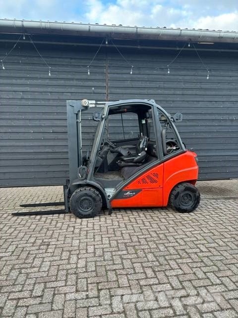 Linde H25T-02 Nestekaasutrukit