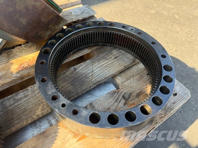 Liebherr R 924 Compact USED SWING REDUCER Трансмиссии и КПП