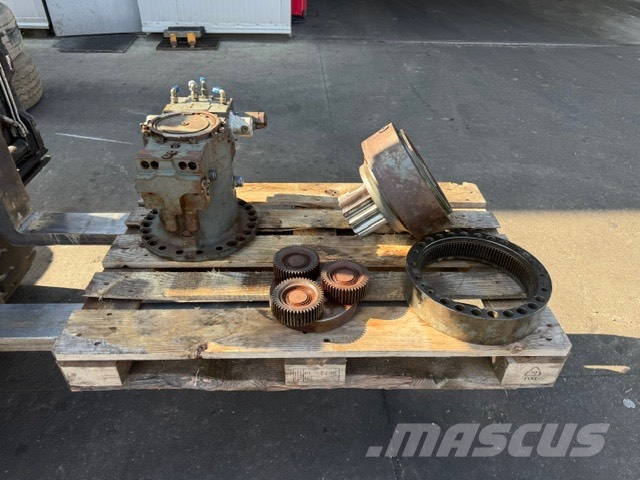 Liebherr R 924 Compact USED SWING REDUCER Трансмиссии и КПП