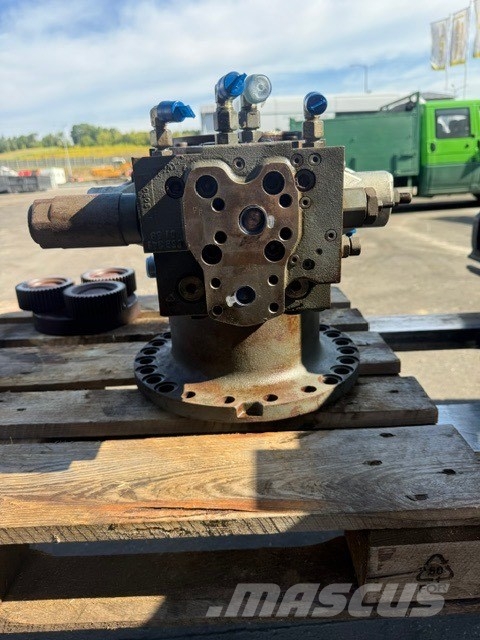 Liebherr R 924 Compact USED SWING REDUCER Трансмиссии и КПП