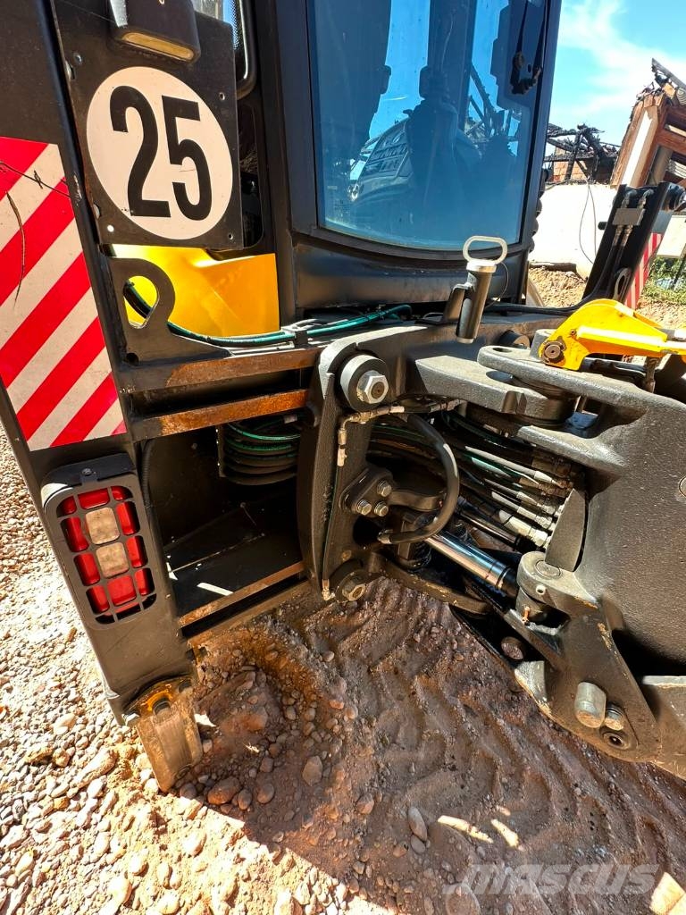 MST M 642 + Rovokopači