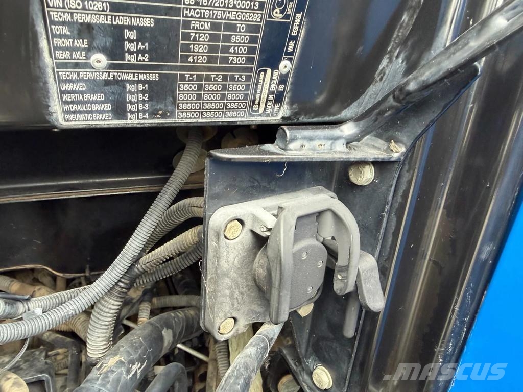 New Holland T6.175 Dynamic command Трактора