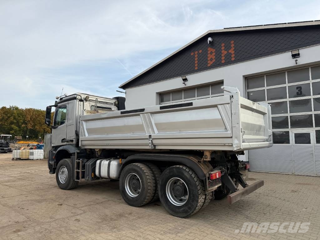 Mercedes-Benz Arocs 2645 | 6x4 덤프 트럭