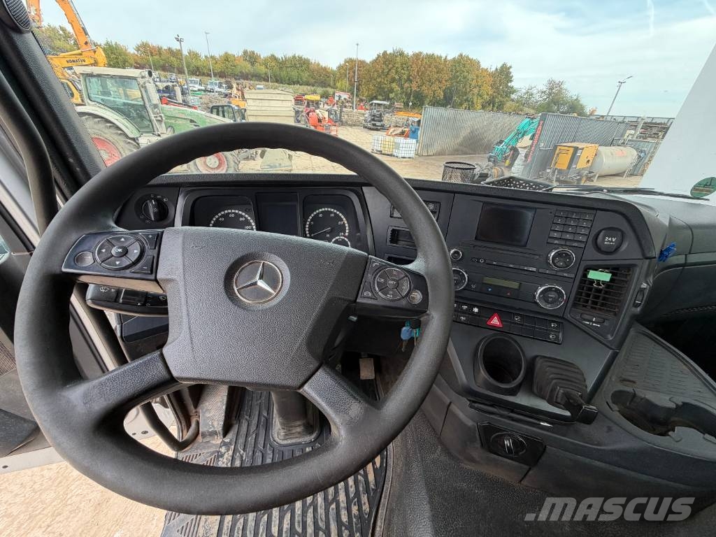 Mercedes-Benz Arocs 2645 | 6x4 덤프 트럭
