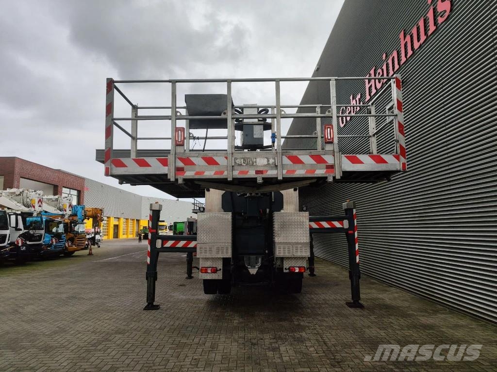 Mercedes-Benz Antos 1833 4x2 France Elevateur 284 TBE Plataformas aéreas montadas em caminhão