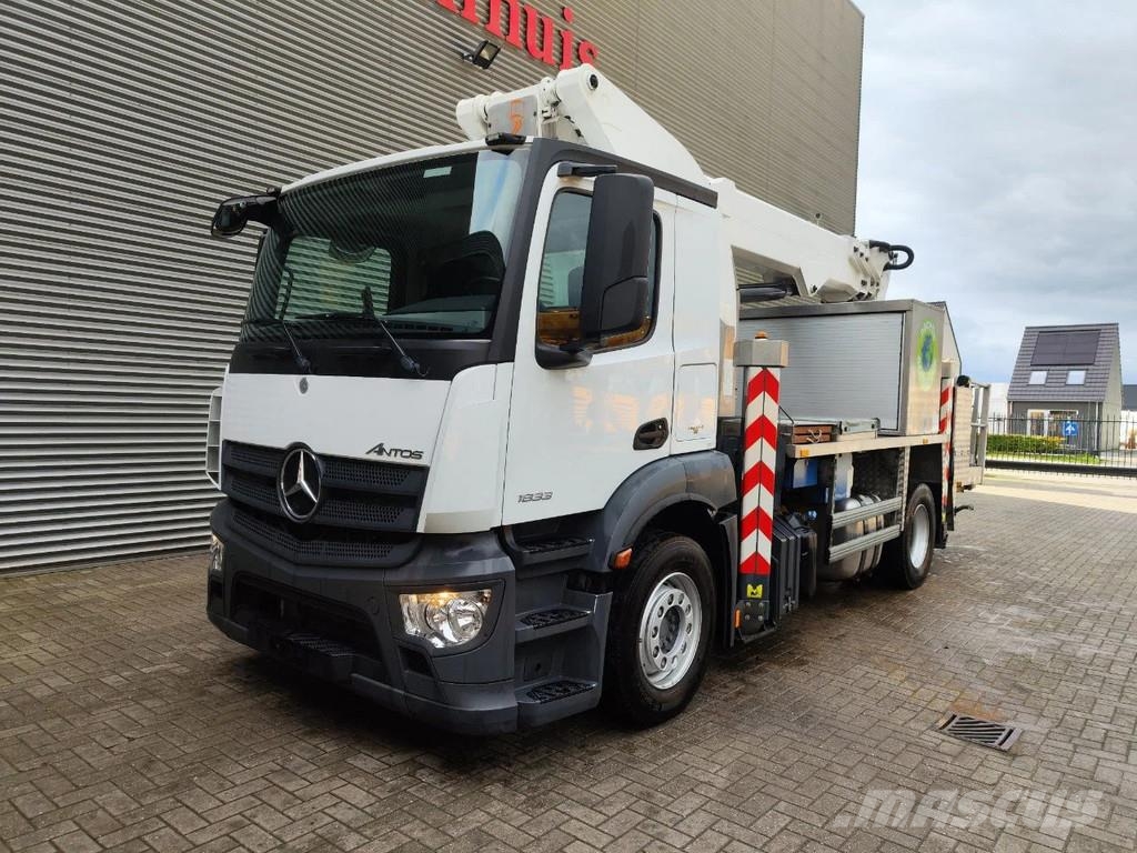 Mercedes-Benz Antos 1833 4x2 France Elevateur 284 TBE Plataformas aéreas montadas em caminhão