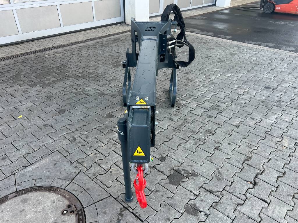 Magni hydraulischer Teleskopausleger JT 2500 I / DEMO Plataformas y cucharones