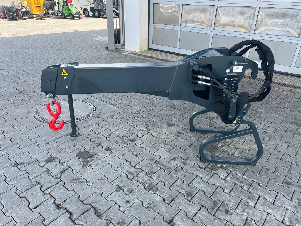 Magni hydraulischer Teleskopausleger JT 2500 I / DEMO Plataformas y cucharones