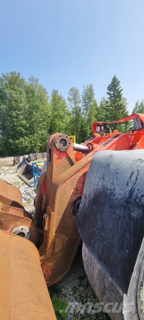 Sandvik LH 410 지하 광산용 로더