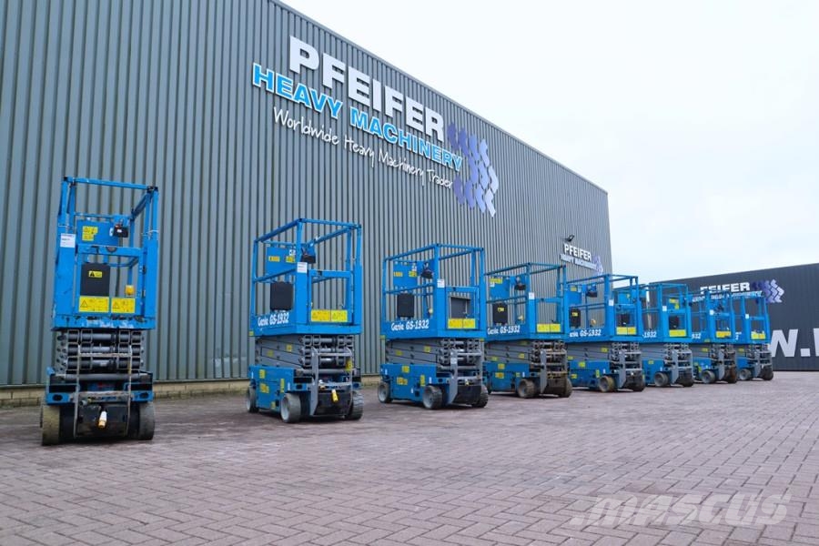 Genie GS1932 Electric, Working Height 7.8 m, 227kg Capac Scissor lifts