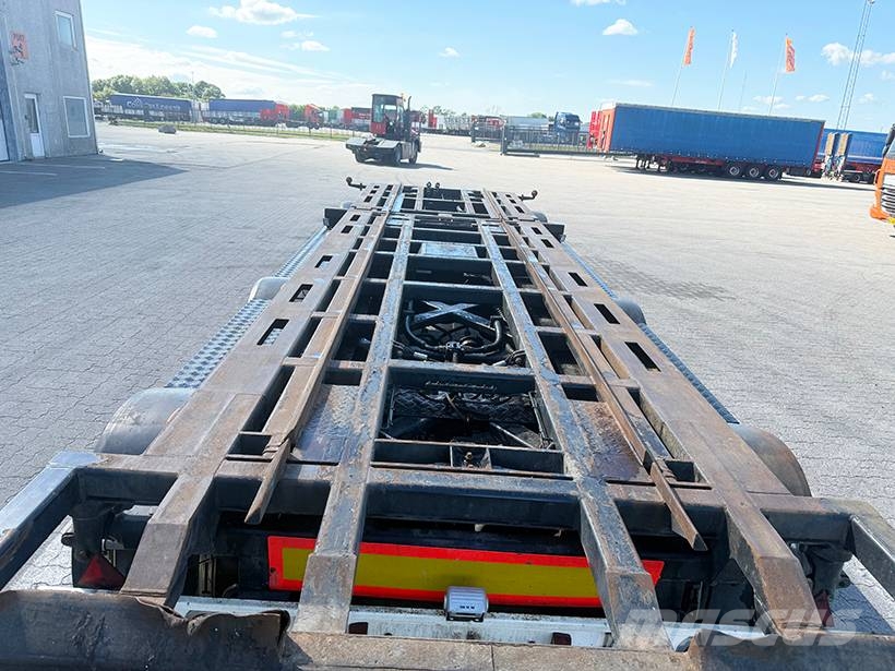 Nopa 3 axle Transfer trailer / Abrollanhänger Outros Semi Reboques