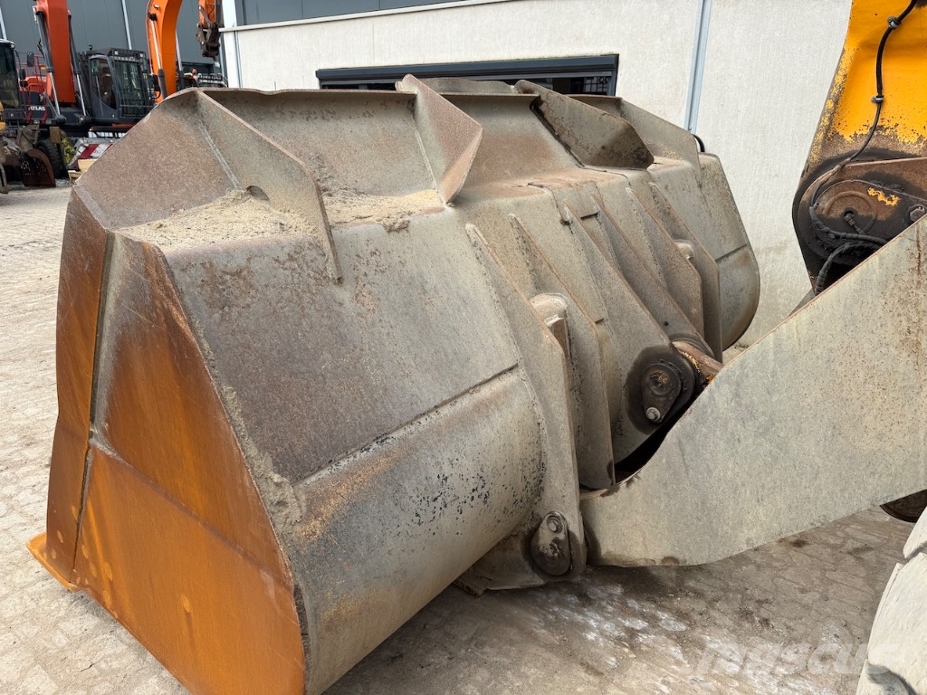 Hyundai HL 975 - HL975 - HL 970 - HL 980 Chargeuse sur pneus