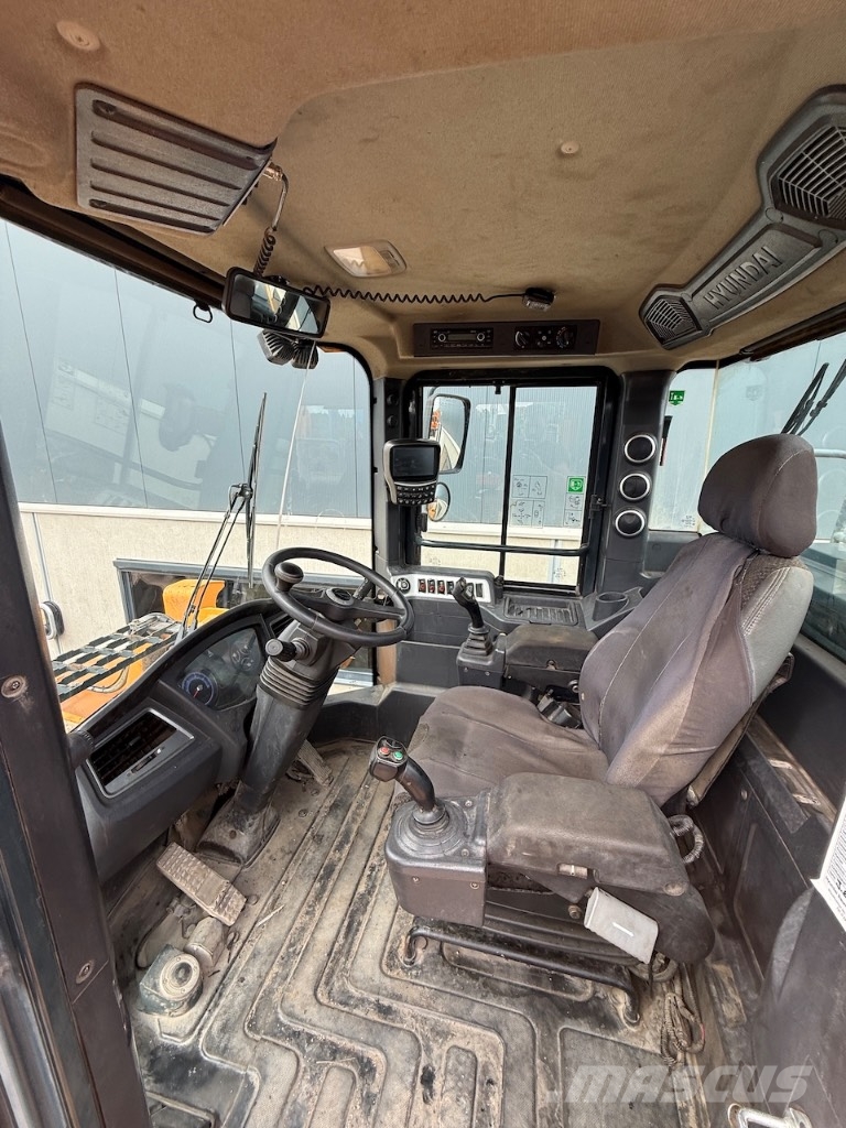 Hyundai HL 975 - HL975 - HL 970 - HL 980 Chargeuse sur pneus
