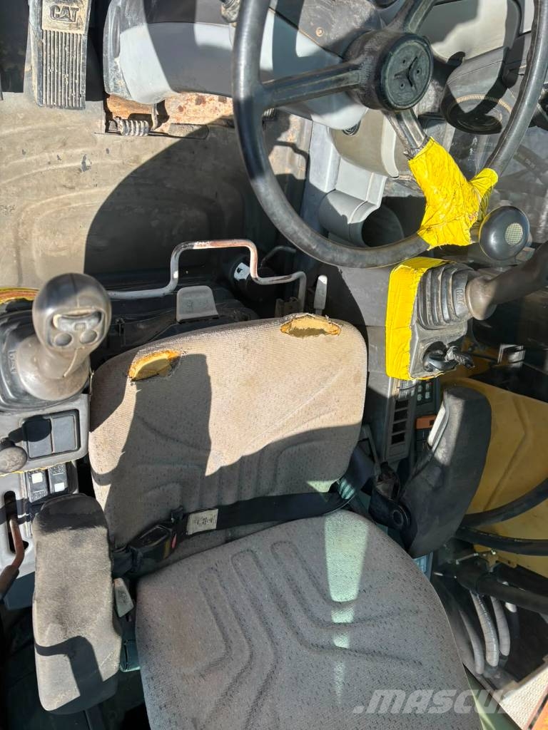 CAT M 318 D Mobilbagger