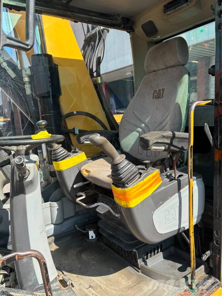 CAT M 318 D Mobilbagger