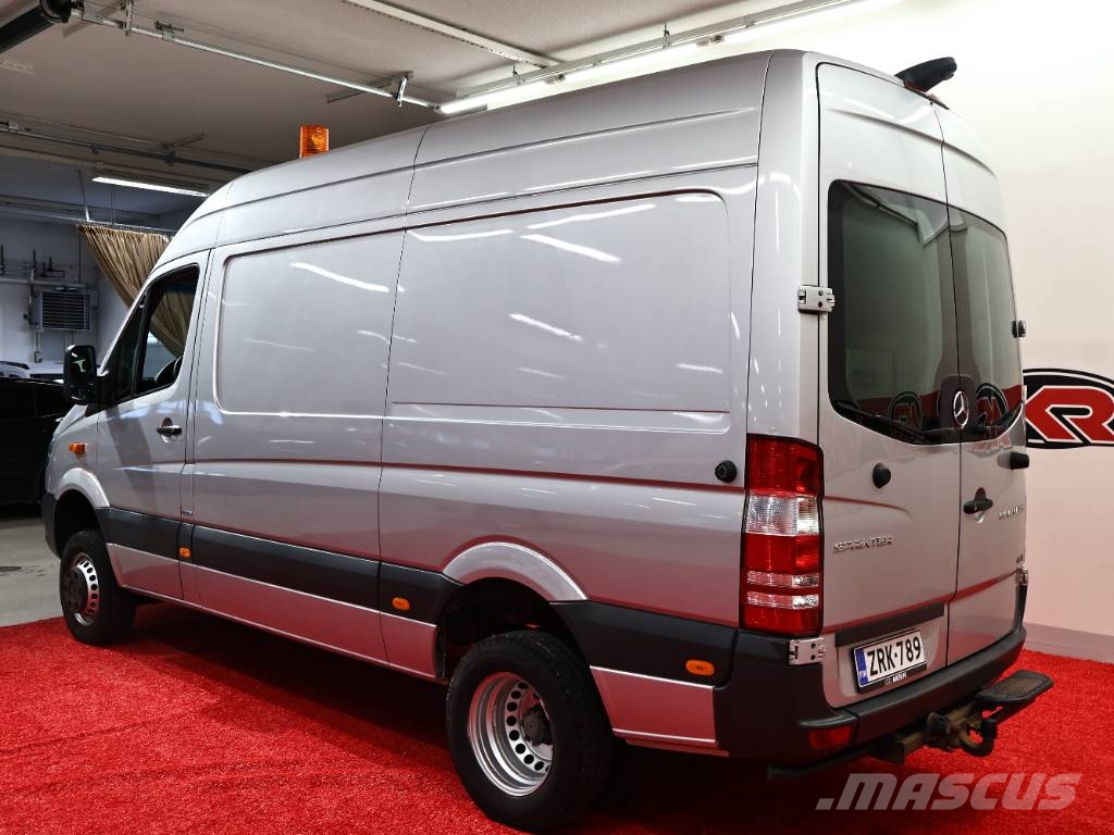 Mercedes-Benz Sprinter 516 CDI 4x4 Pakettiautot