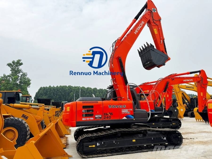 Hitachi 240 履带挖掘机