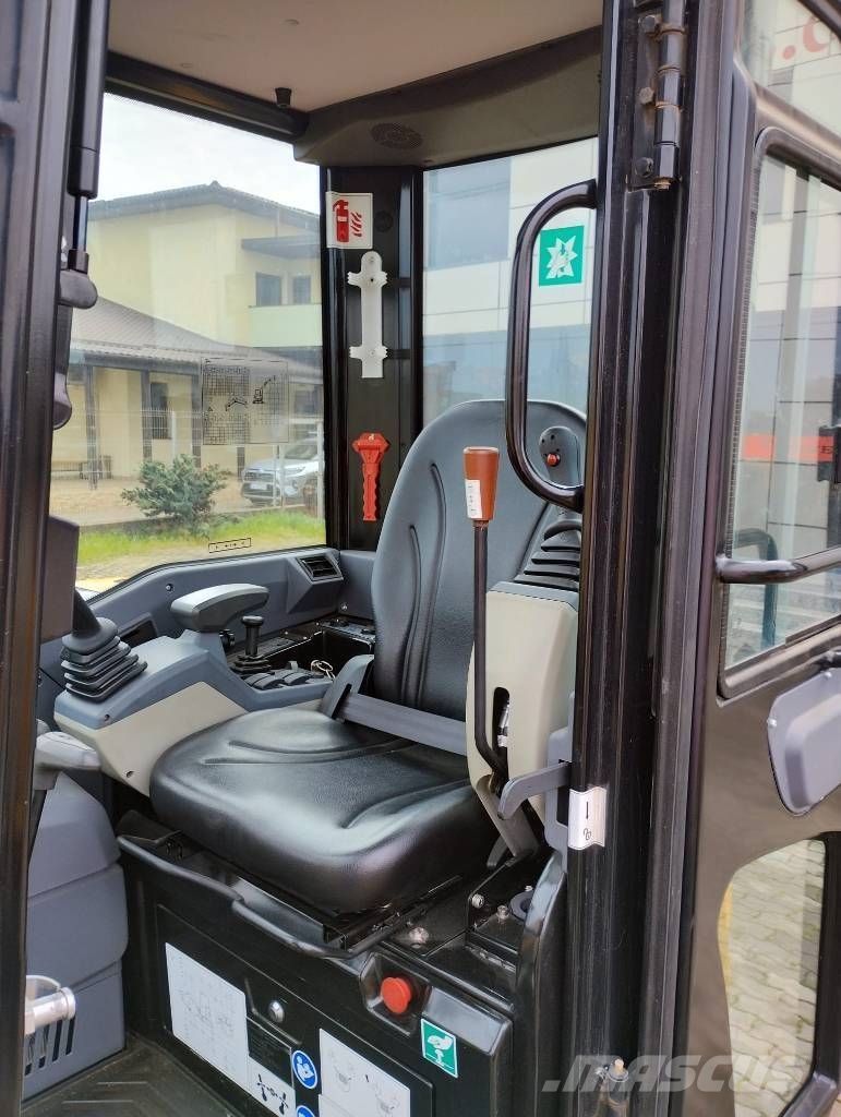 Sany SY 50 U Mini kotrók < 7t