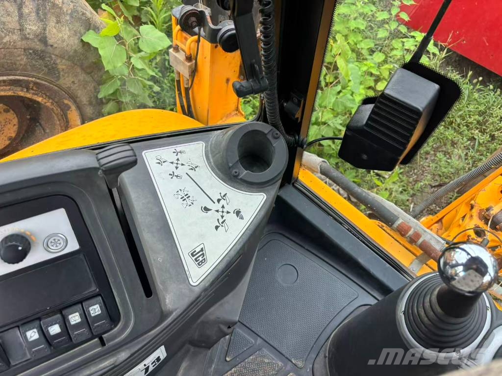 JCB 3CX Ekskavatoriniai krautuvai