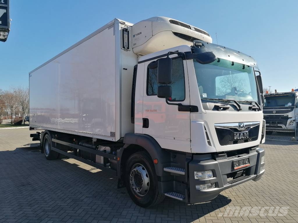 MAN TGM 18.250 Temperature controlled trucks