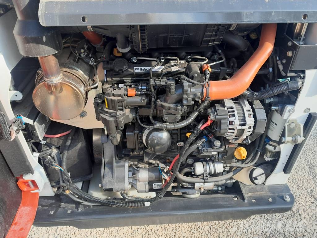 Bobcat T 450 Krautuvai su šoniniu pasukimu