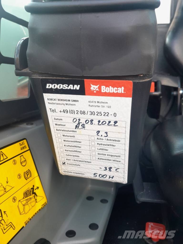 Bobcat T 450 Krautuvai su šoniniu pasukimu