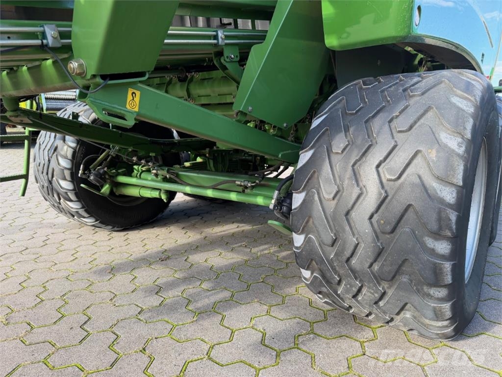 Krone Big Pack 1270 XC Multiballe Küp balya makinalari