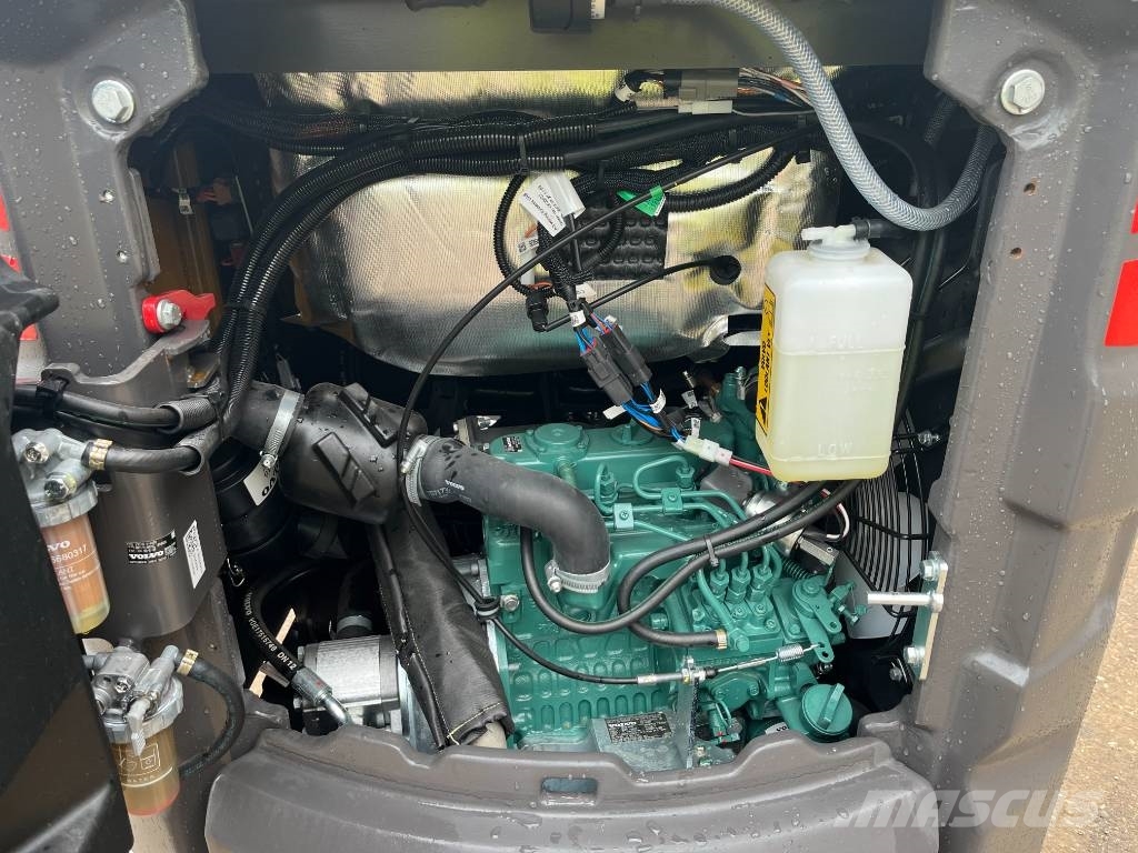Volvo EC 18 E 小型挖掘机