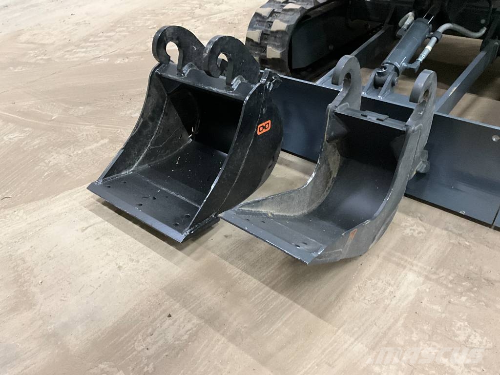 Kobelco SK 17 SR-3 E UNUSED حفارات صغيرة أقل من 7 طن (حفارات صغيرة)