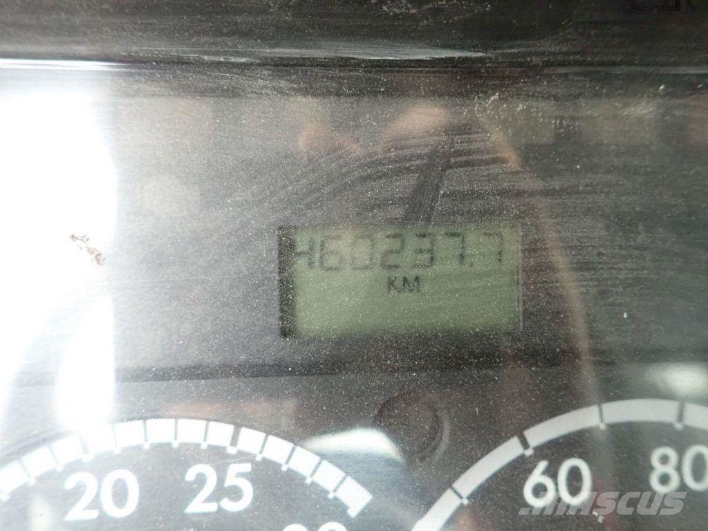 Freightliner M2 112 Тягачі