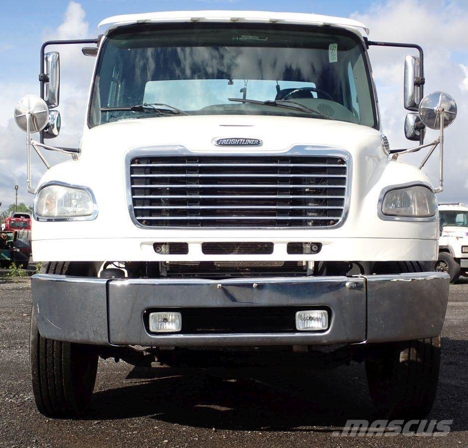 Freightliner M2106 Tractor Units