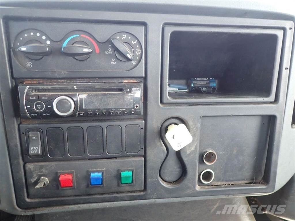 International 4300 기타 트럭