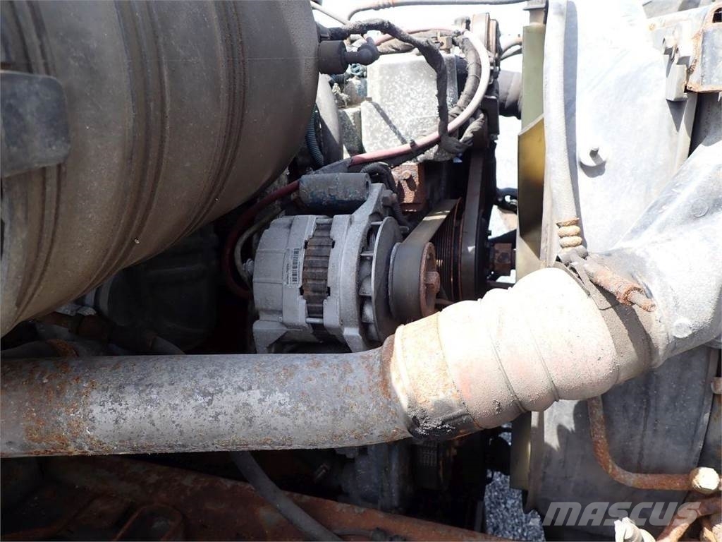 International 4300 기타 트럭