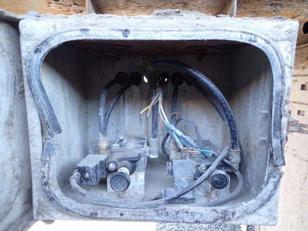 Midland MG37SK3400X Anhænger med tip