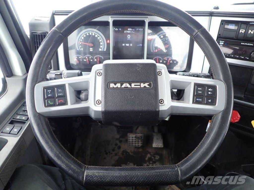 Mack ANTHEM 64T Τράκτορες