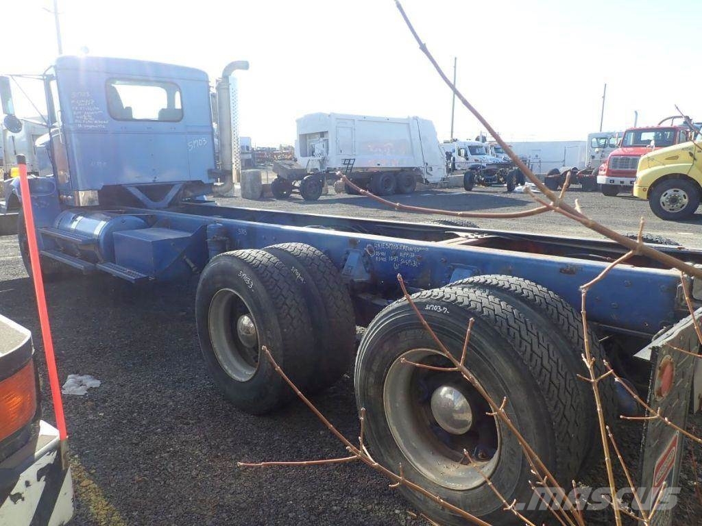 Western Star 4864-2 Camiones con chasís y cabina