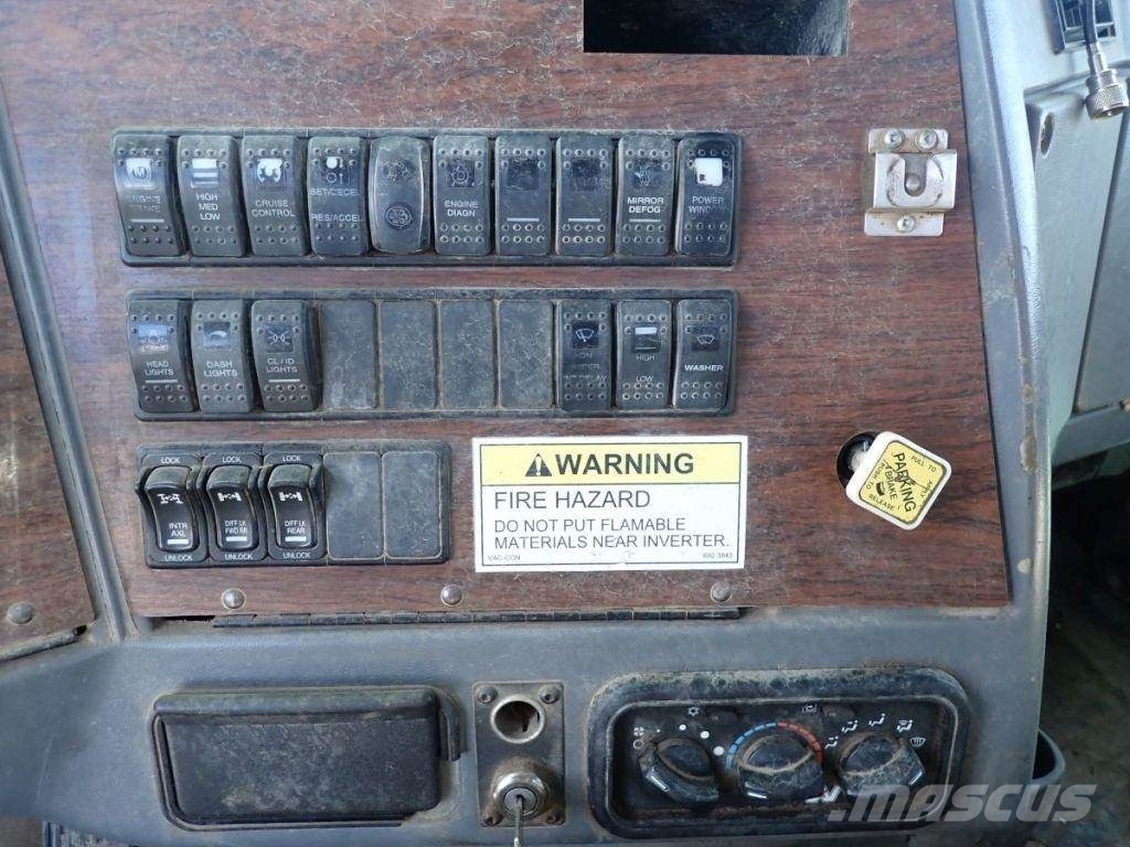 Western Star 4900S Camiones cisternas